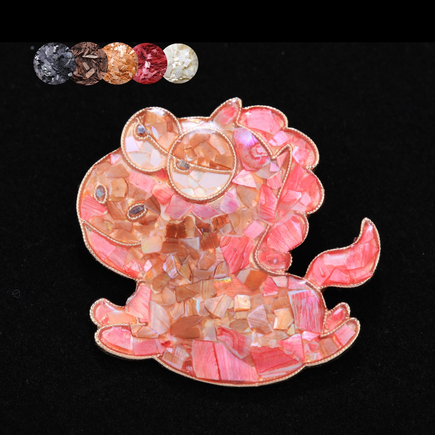 mother of pearl,nacre shell brooch＆puppy brooch with pink tone 