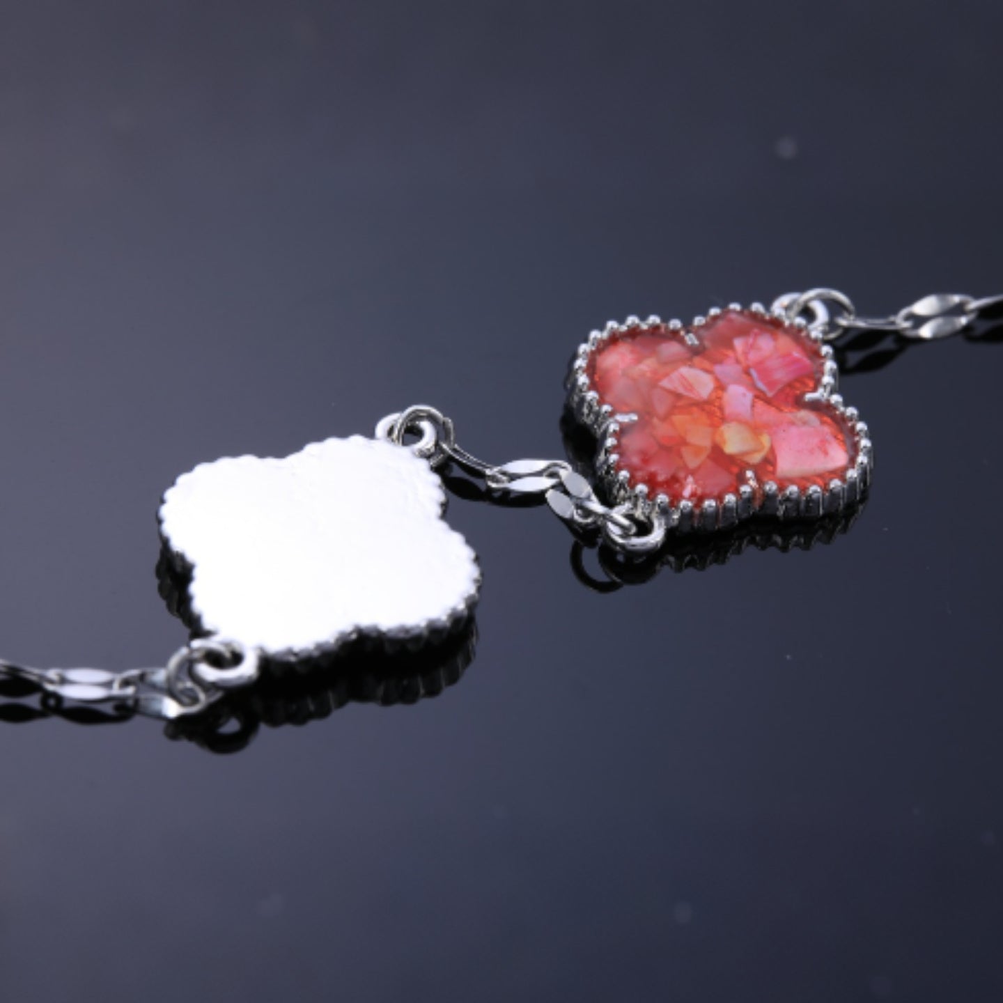 Back of clover mother of pearl bracelet with adjustable chain  