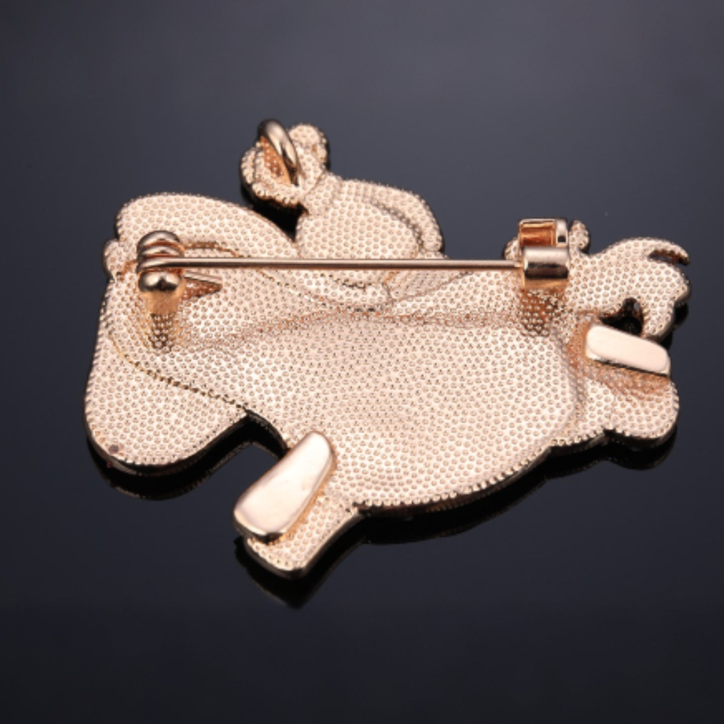 Back of mother of pearl,nacre shell brooch＆Rocking Horse brooch with rose-red base with secure pin