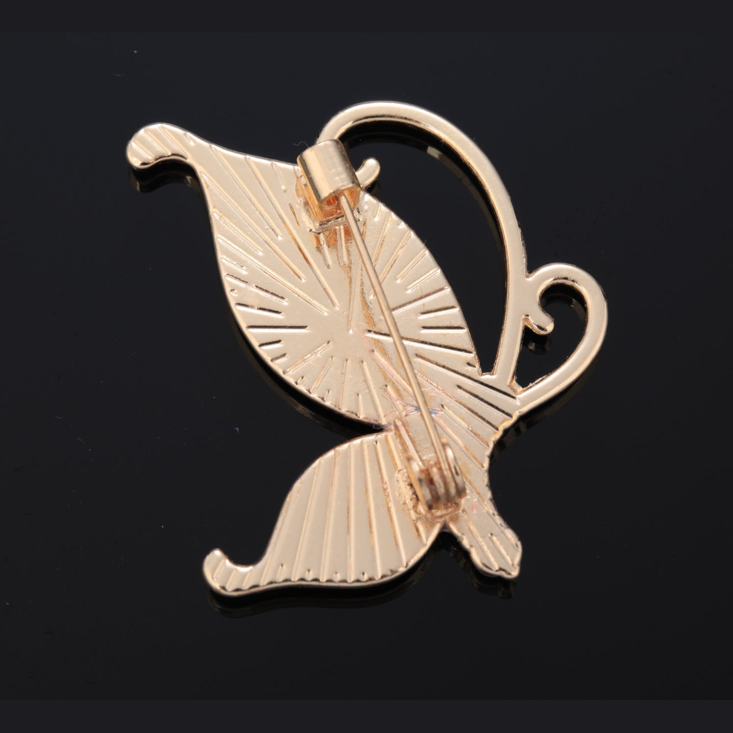 mother of pearl,nacre shell brooch＆Butterfly brooch，secure clasp