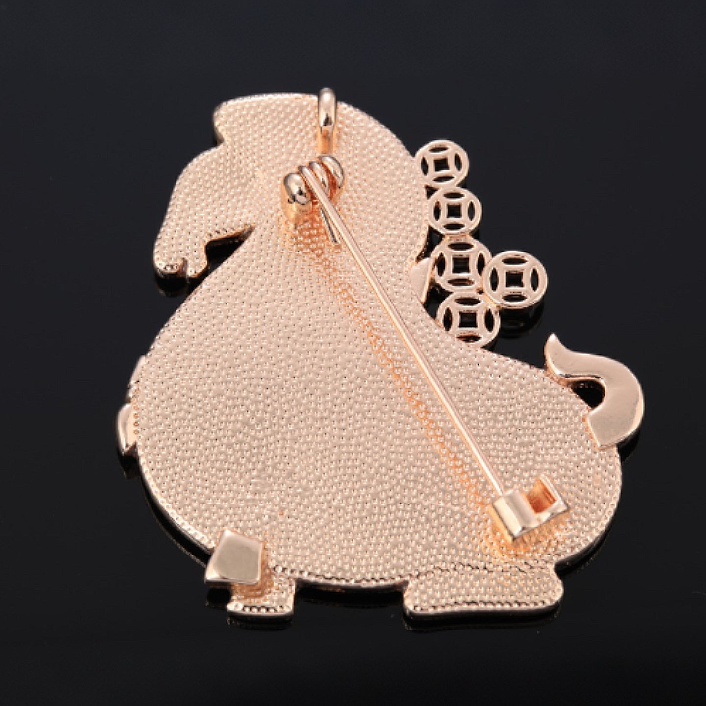 Lucky Horse brooch with secure pin