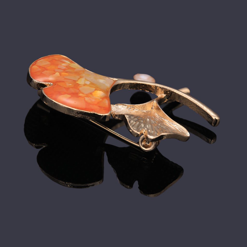  Close-up of mother of pearl,nacre shell brooch＆Handmade ginkgo leaf brooch Brooch  