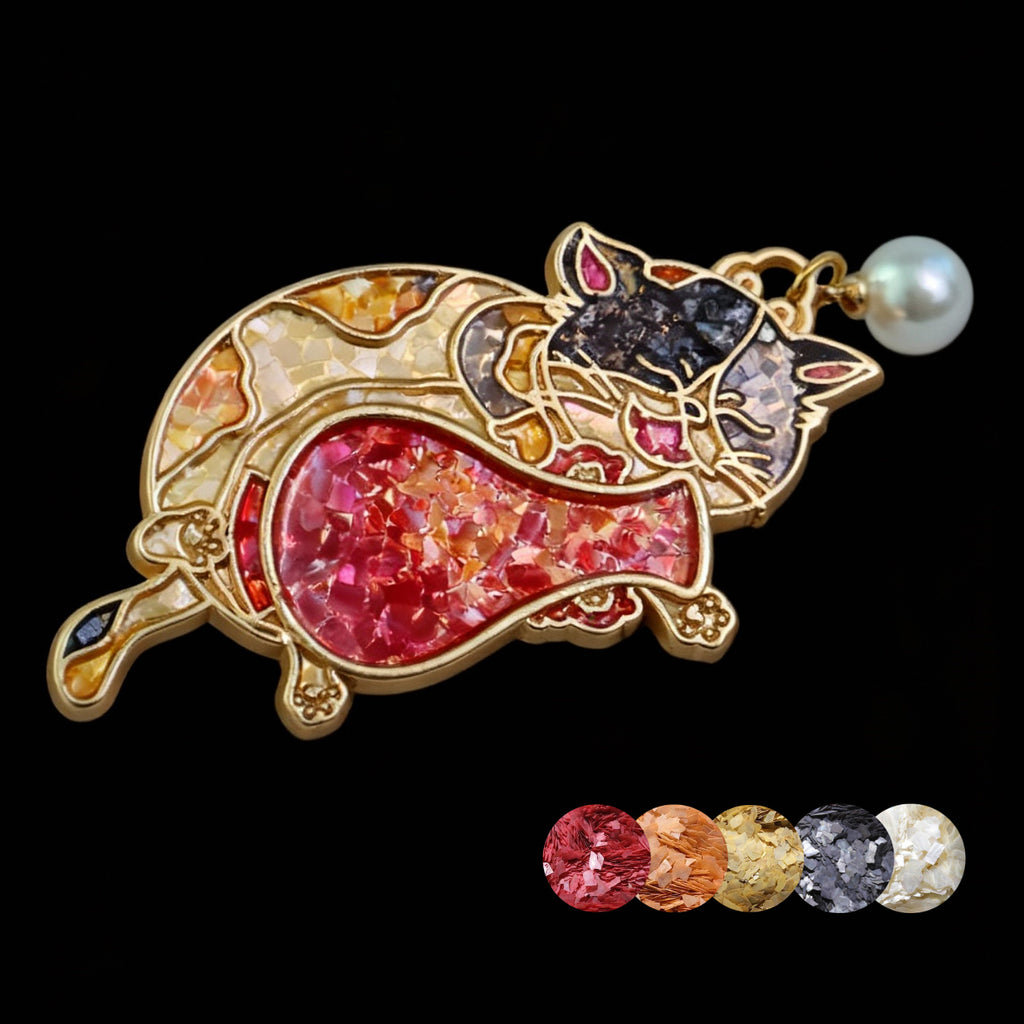 Mother of pearl,nacre shell brooch＆Whimsical sleeping cat brooch on black 